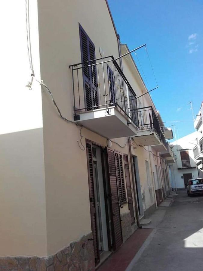 Appartamento Casa a mare Mongiove Esterno foto
